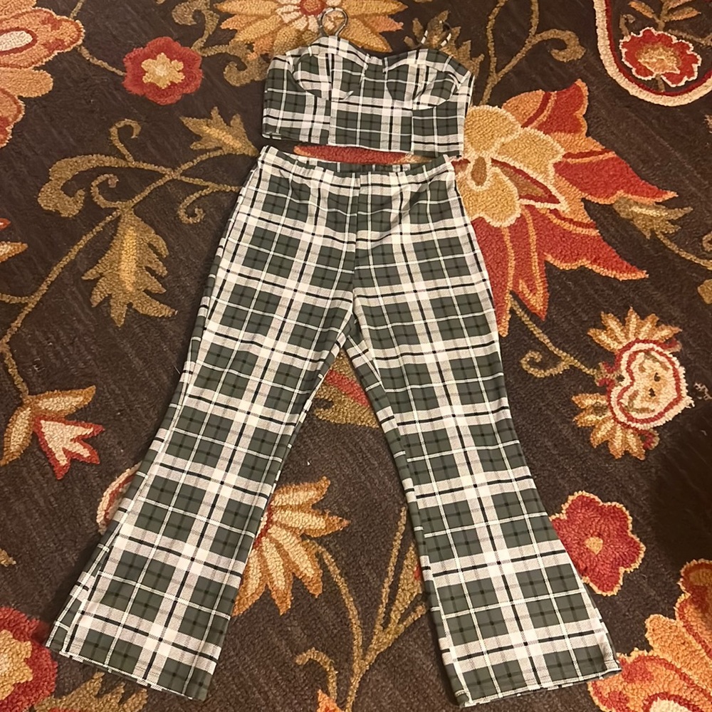 Two Piece Set.